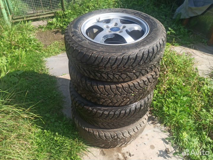 Sava Eskimo Stud 195/65 R15 F