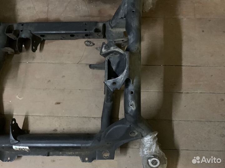 Mercedes w164 ml350 подрамник передний