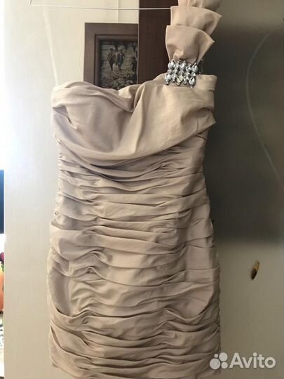 Босоножки и платье