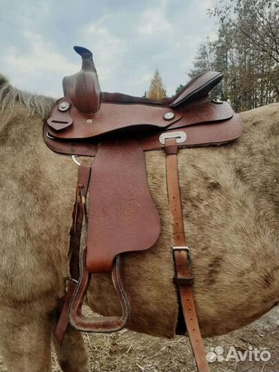 Седло для лошади