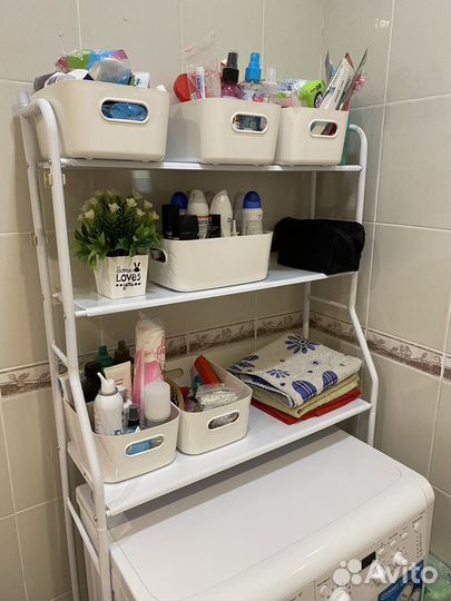 Полка для ванной новая