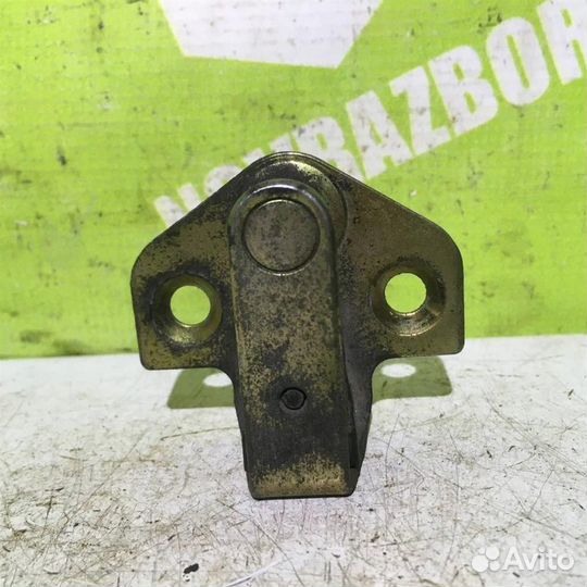 Ответная часть замка двери Форд Фокус 1