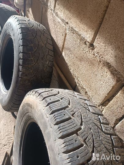 Centara Snow Cutter 235/70 R16 T