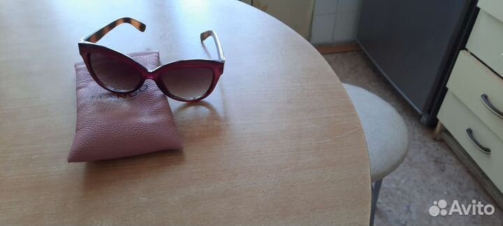 Солнцезащитные очки женские новые