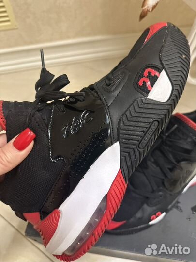 Кроссовки nike джордан