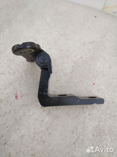Петля двери передней левой верхняя Volvo XC90 2014