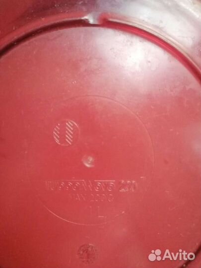 Ёмкость для свч и хранения продуктов