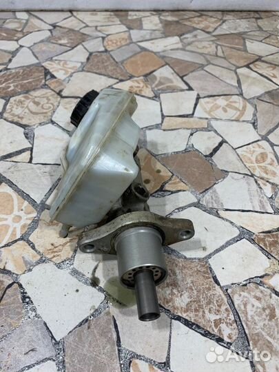 Главный тормозной цилиндр Ford Focus хэтчбэк 1.6