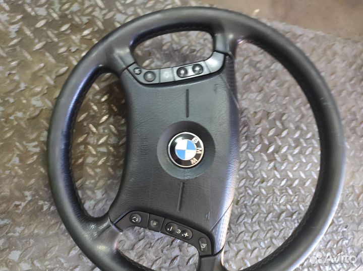 Рулевое колесо bmw e83