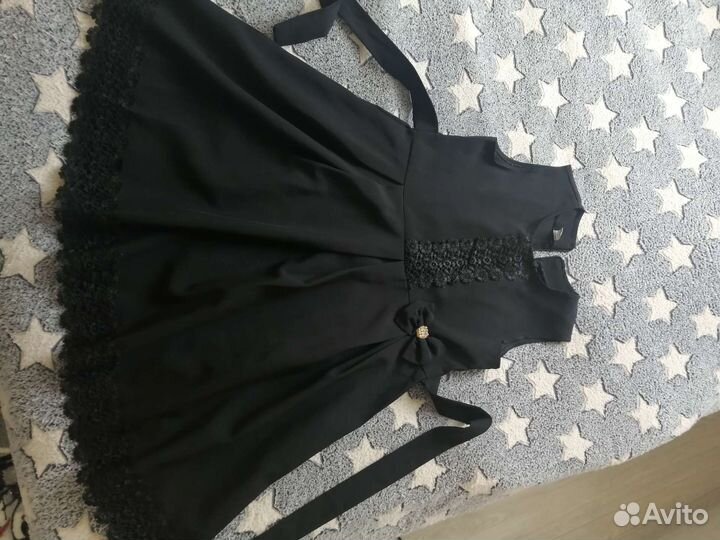 Пакетом школьная форма