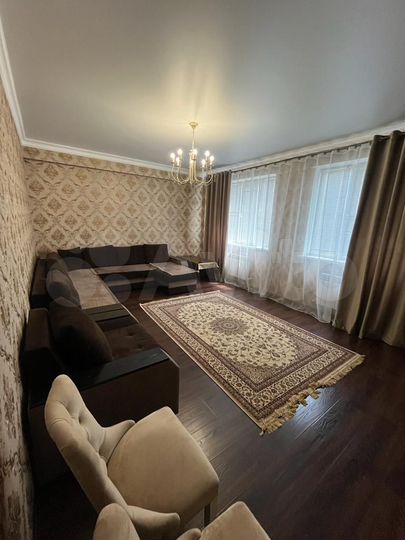 2-к. квартира, 90 м², 1/6 эт.