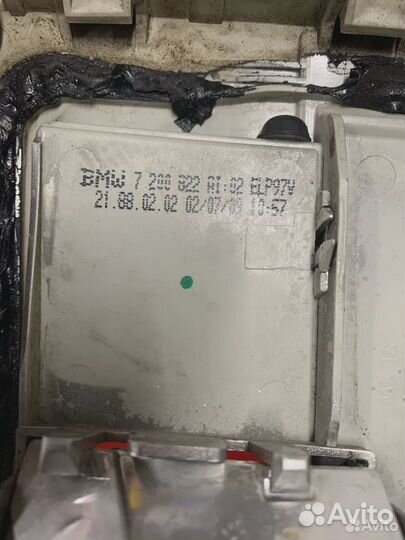 Фонарь крышки багажника правый BMW X5 E70