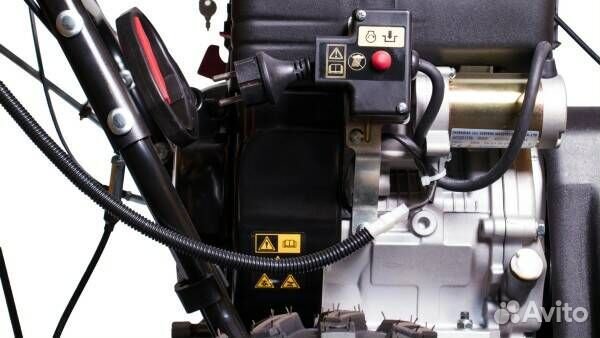 Снегоотбрасыватель champion ST1170BS