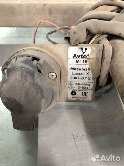 Фаркоп на ланцер 10