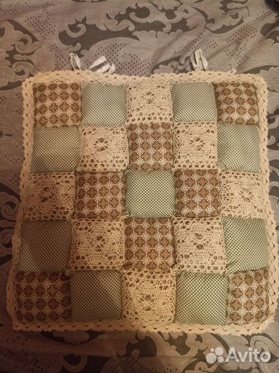 Сидушки на стулья