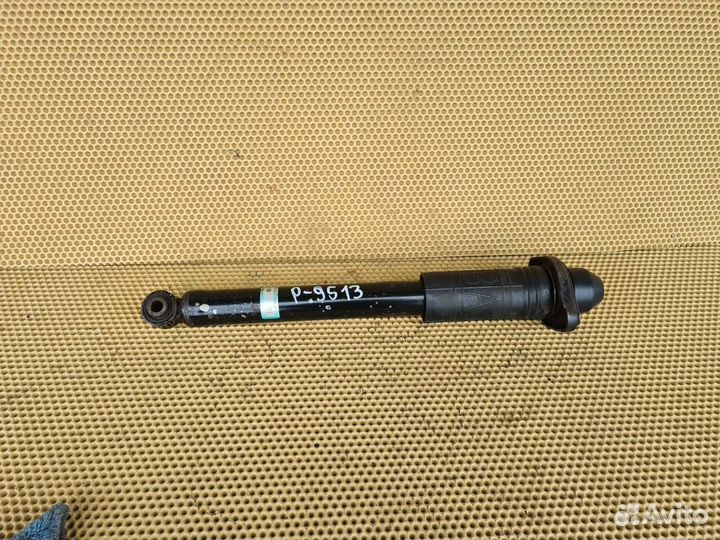 Амортизатор задний Infiniti Ex25 Ex35 Ex37 J50