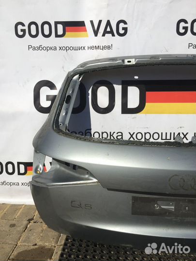 8R0827023C Крышка багажника Audi Q5