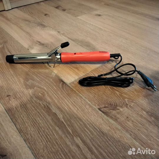 Щипцы для укладки волос новые