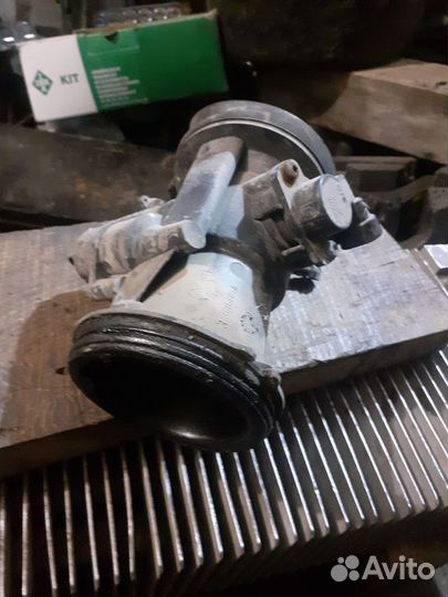 Заслонка дроссельная Renault Logan Renault Sande