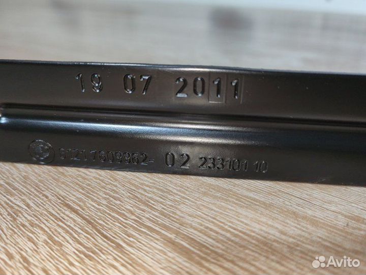 Крепление аккумулятора Bmw 5 F10 N63B44 2011