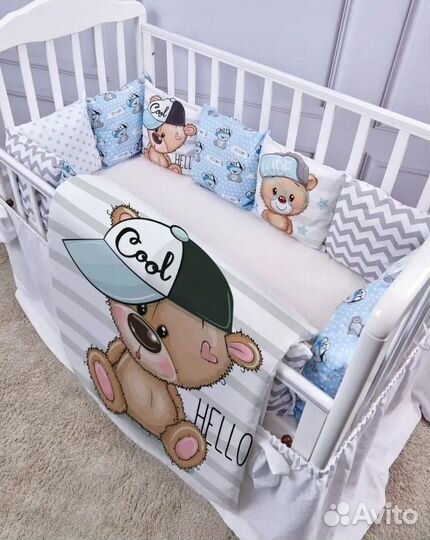 Бортики с одеялом в кроватку. новый