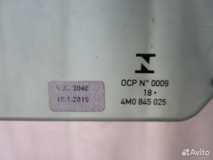 Стекло двери задней левой Audi Q7 4M 2015 (4M08450