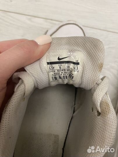 Кроссовки nike