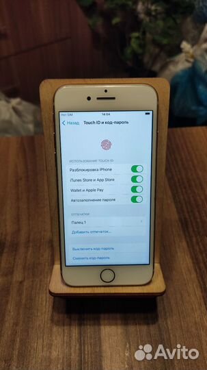 iPhone 8, 64 ГБ