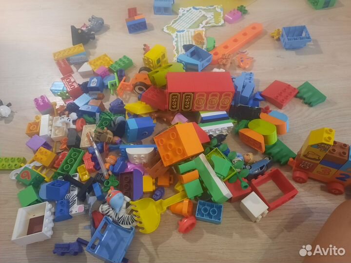 Lego duplo поезд