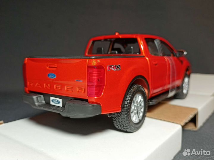 Модель автомобиля Ford Ranger 2019 1:27 Maisto