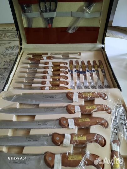 Кухонный столовый набор новый