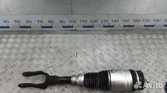 Стойка передняя левая jeep grand cherokee WK2 (MML