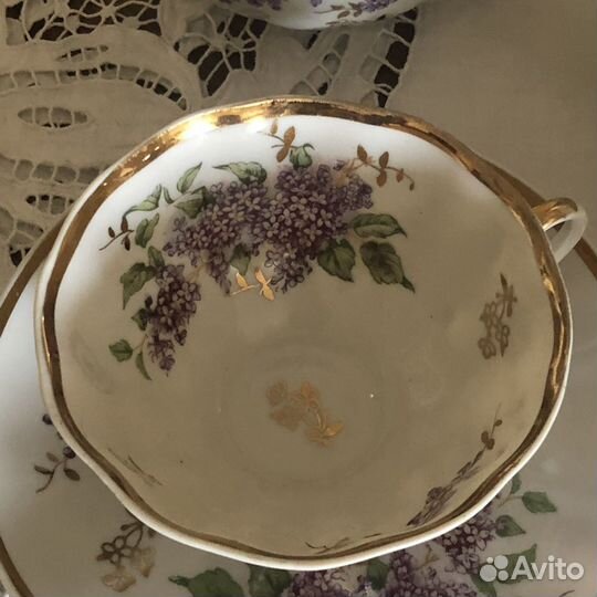 Чайный сервиз и большой бокал сирень. 1959год