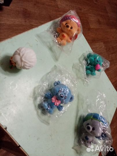 Куколки маленькие и пони