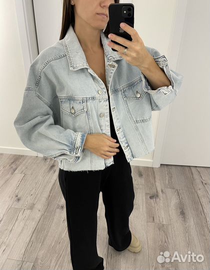 Джинсовая куртка
