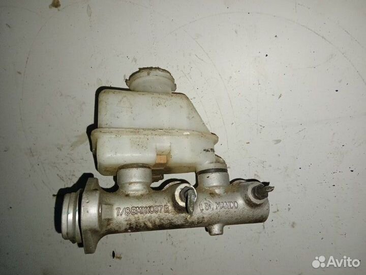 Главный тормозной цилиндр Kia Sportage JE D4EA