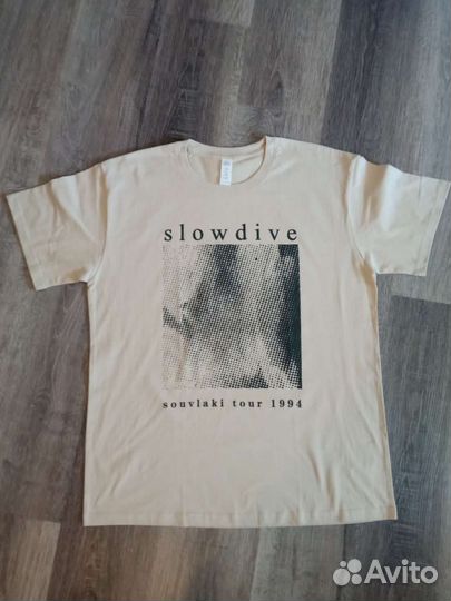Футболка slowdive
