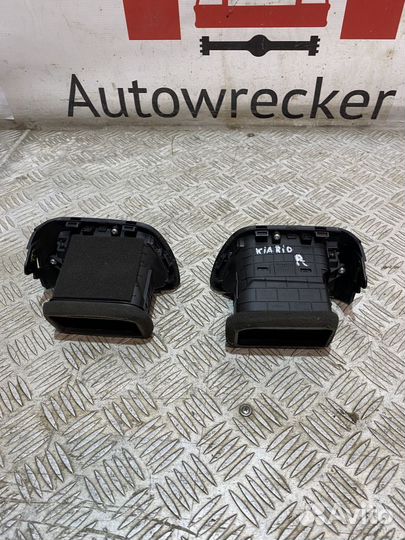 Дефлектор торпедо передний правый/левый