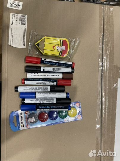 Магнитно маркерная доска новая в упаковке