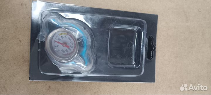 Крышка радиатора эндуро с датчиком температуры