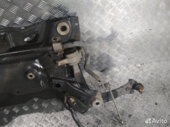 Балка передняя Peugeot 508 (2010-2018)