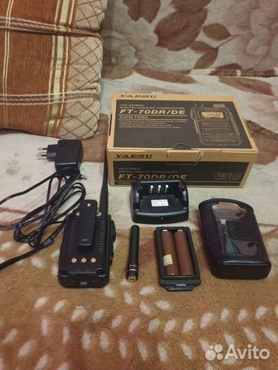 Yaesu FT-70DR