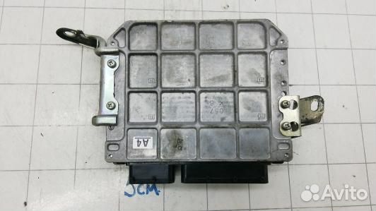 Блок управления двс toyota prius V ZFW41 (94C05PF01)