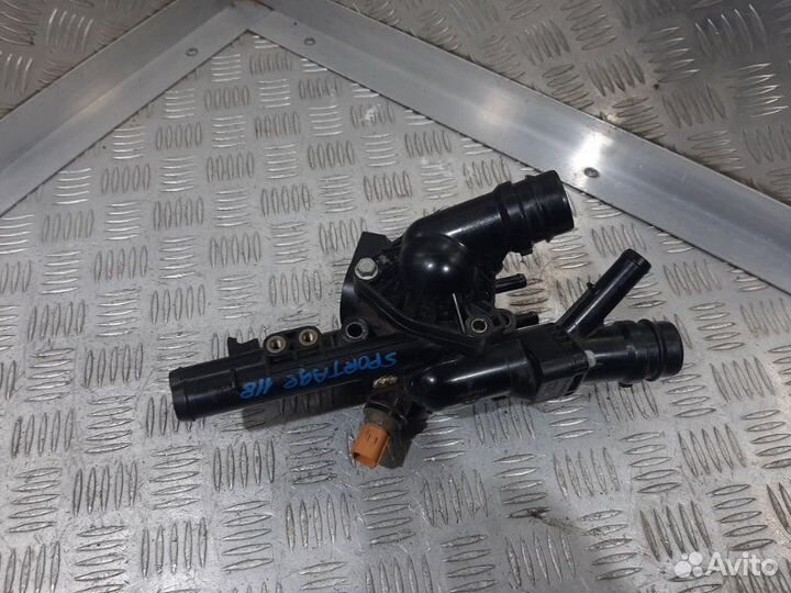 Корпус термостата Kia Sportage QL G4KJ 2019