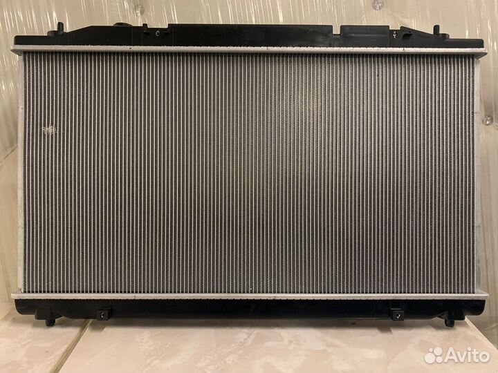 Радиатор на Lexus ES 350