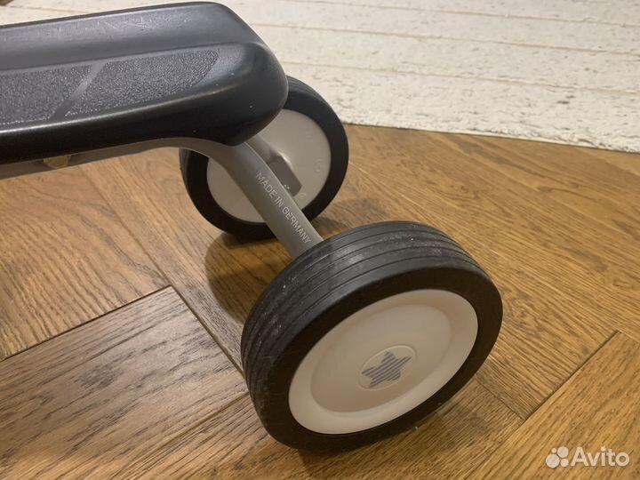 Беговел для малышей от года Pukylino