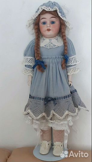 Кукла антикварная