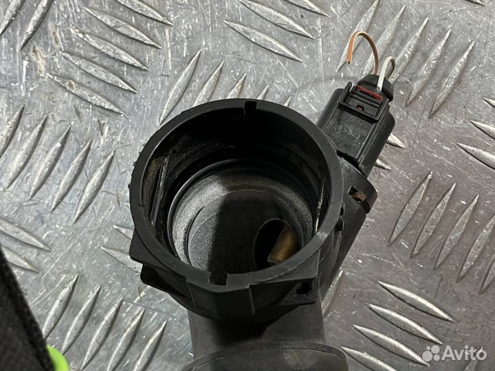 Патрубок охлаждения нижний Audi A8 D4/4H 2014