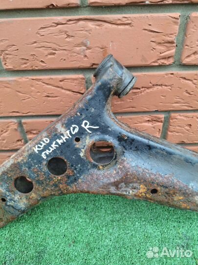 Рычаг передний правый Kia Picanto