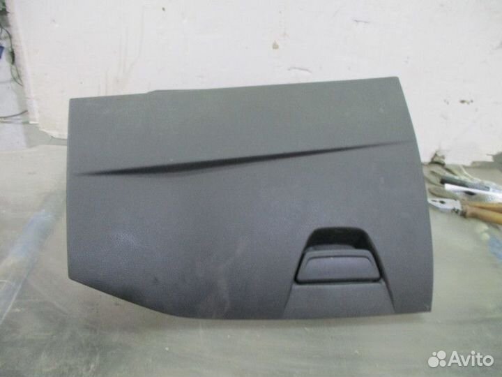 Бардачок Ford Focus 3 CB8 pnda 2013